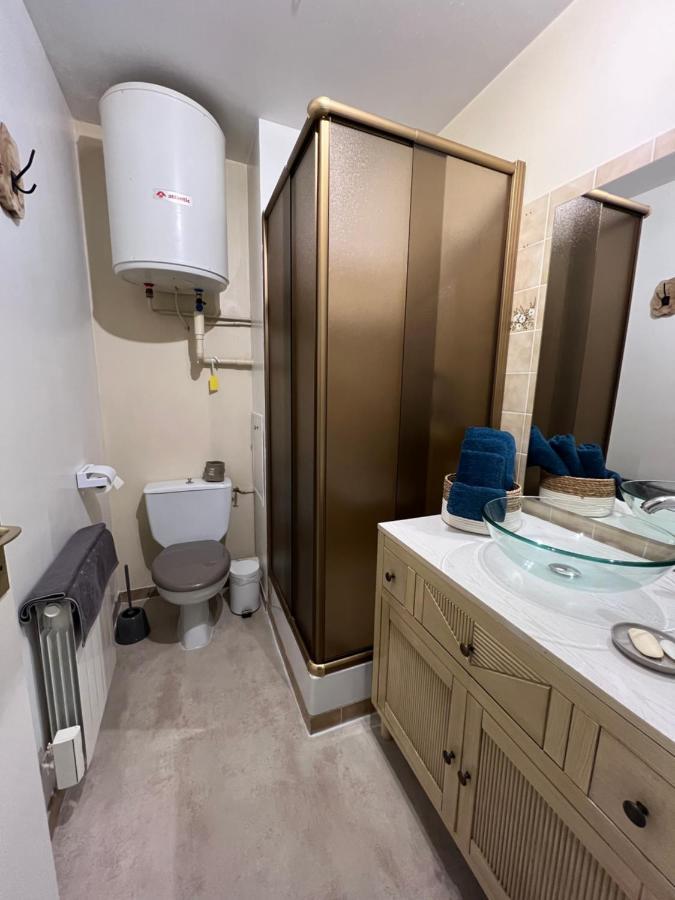 Joli Studio Avec Parking Prive Moulins  Luaran gambar